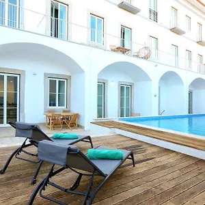 jump-into-the-lull-apartment.hotelaalgarve.com/